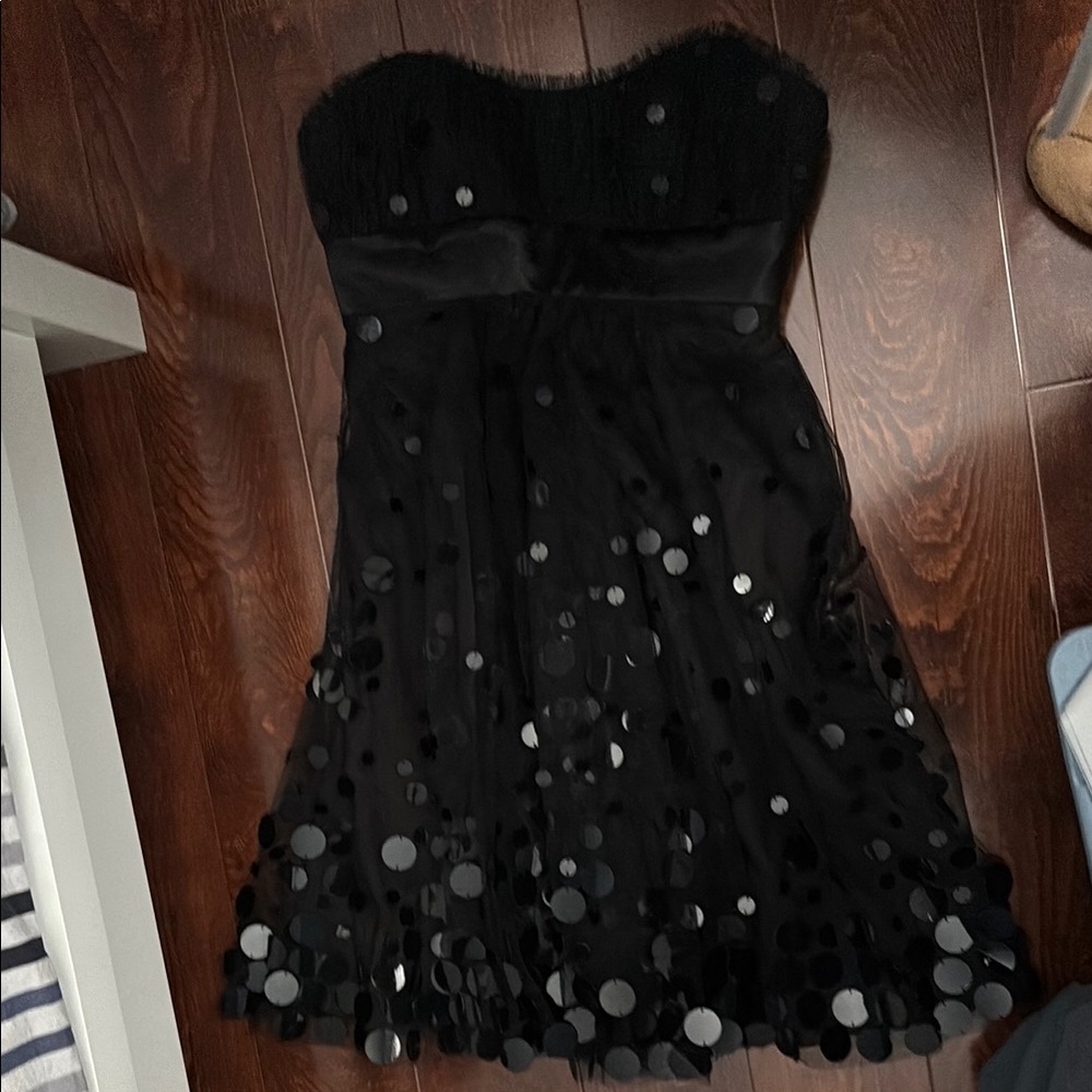 Strapless dress